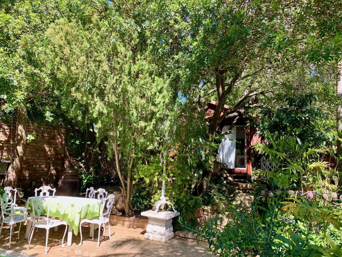 The Little Hideaway Guesthouse Stellenbosch Eksteriør billede